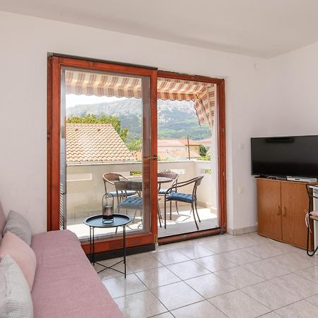 Apartment Valkovic Baška Buitenkant foto