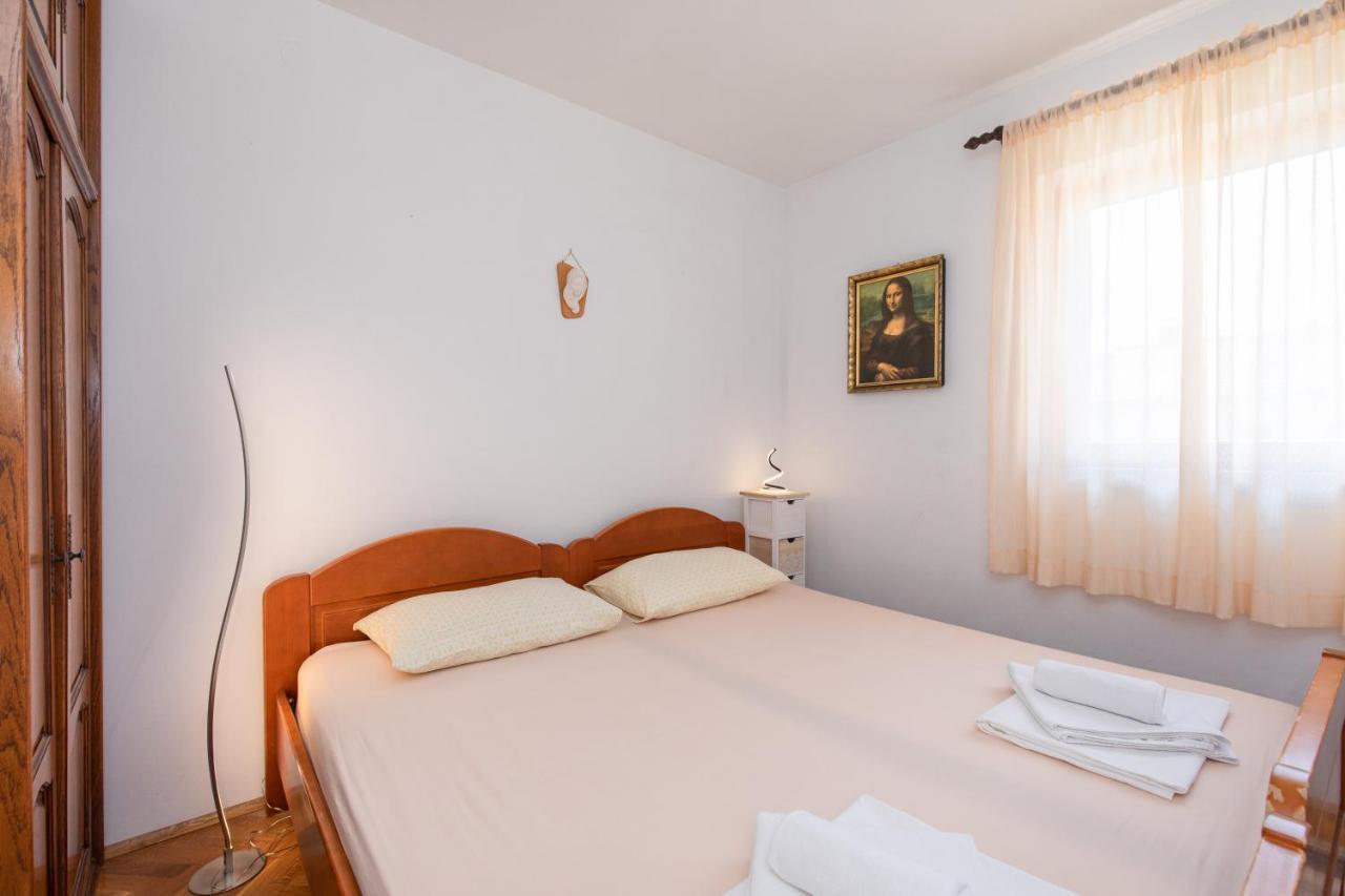 Apartment Valkovic Baška Buitenkant foto