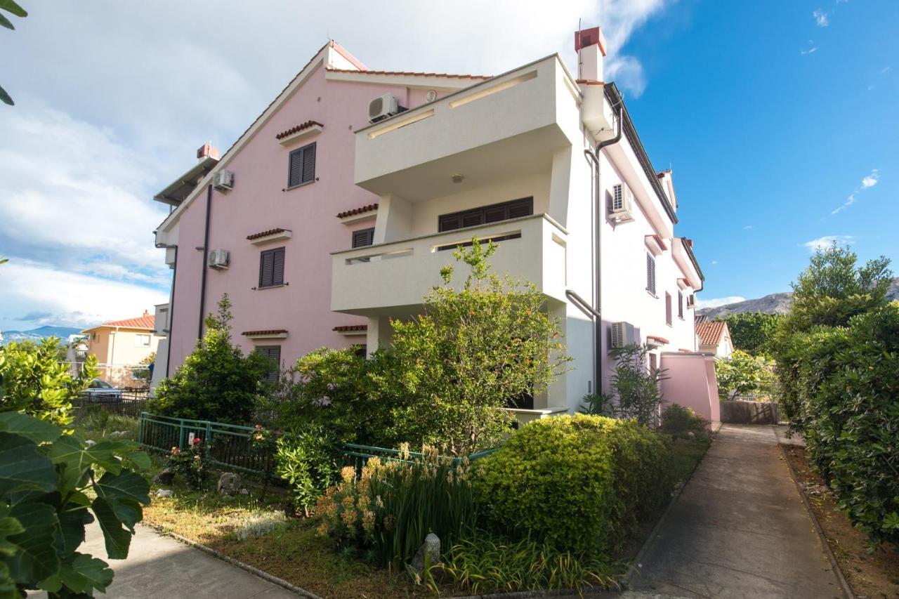 Apartment Valkovic Baška Buitenkant foto