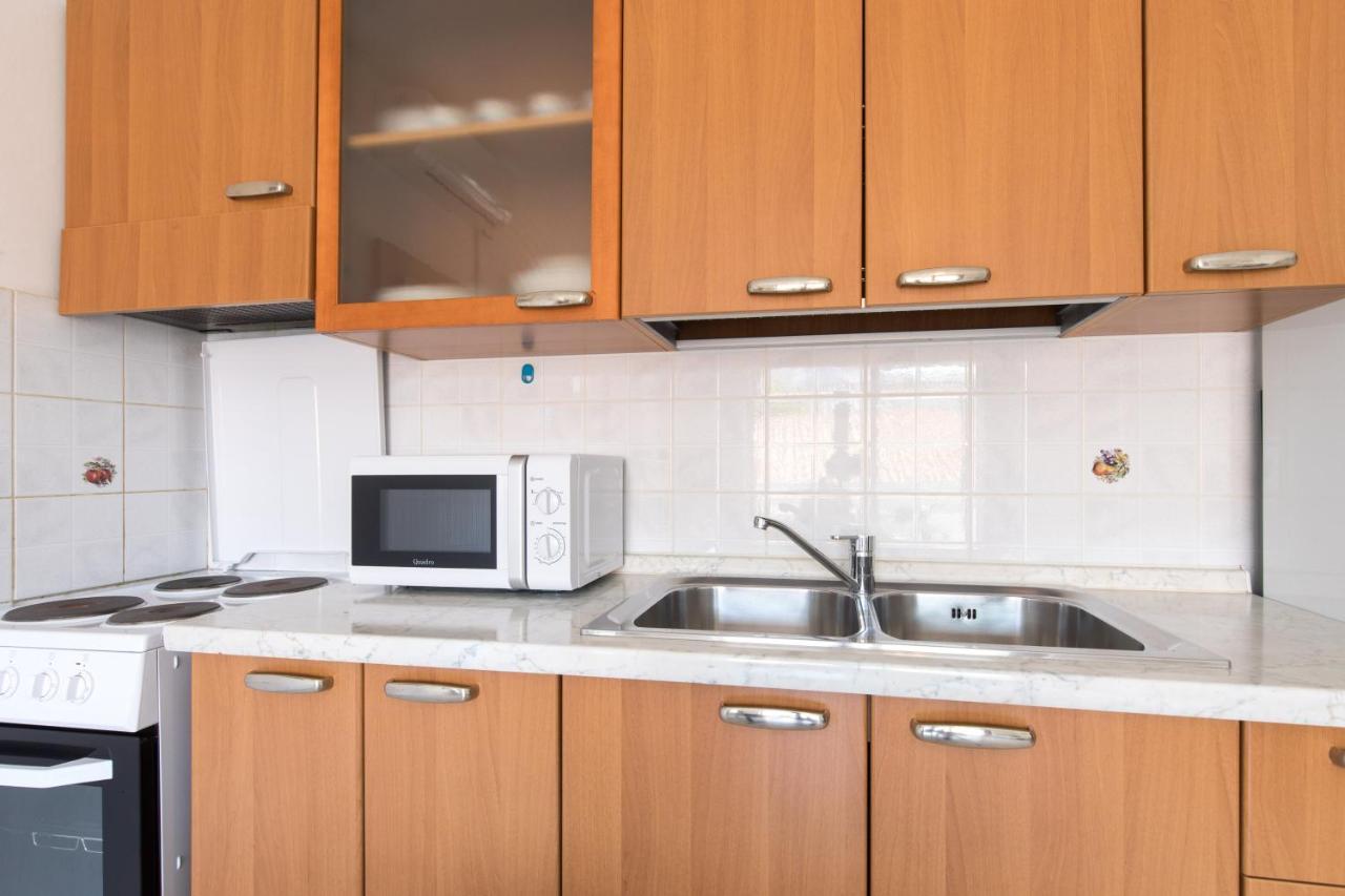 Apartment Valkovic Baška Buitenkant foto
